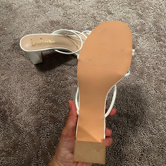 Lulu White heels - Picture 3 of 3